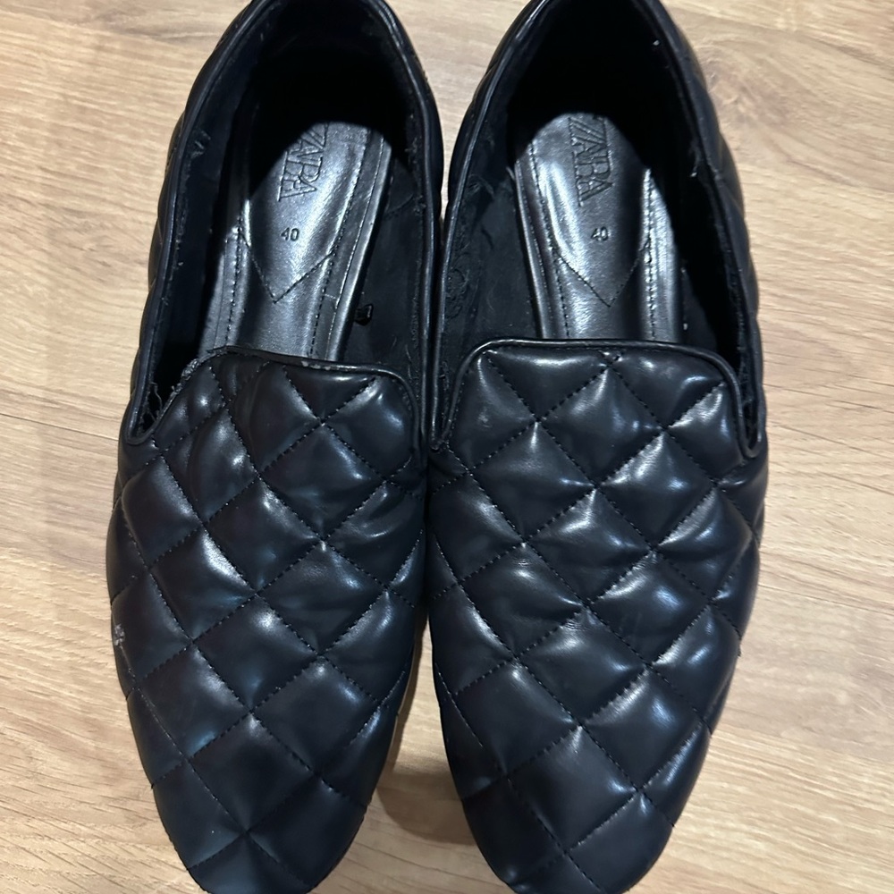 Zara Men's Black Quilted Slip-On Loafers